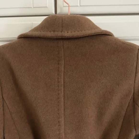 Aritzia Babaton Camel Wool Coat - Picture 5 of 16